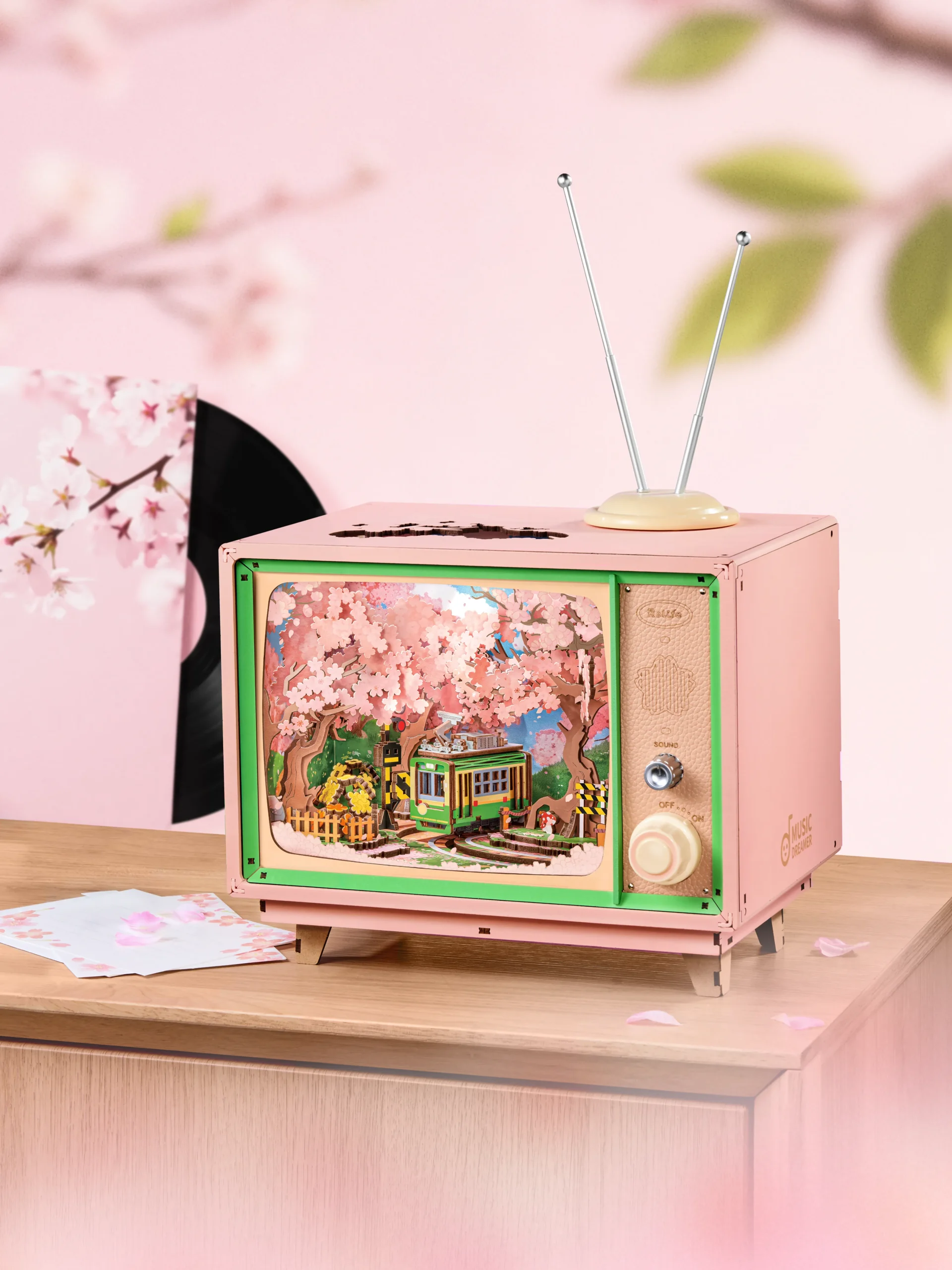 AMT02 旅する桜電車 | Rolife Japan